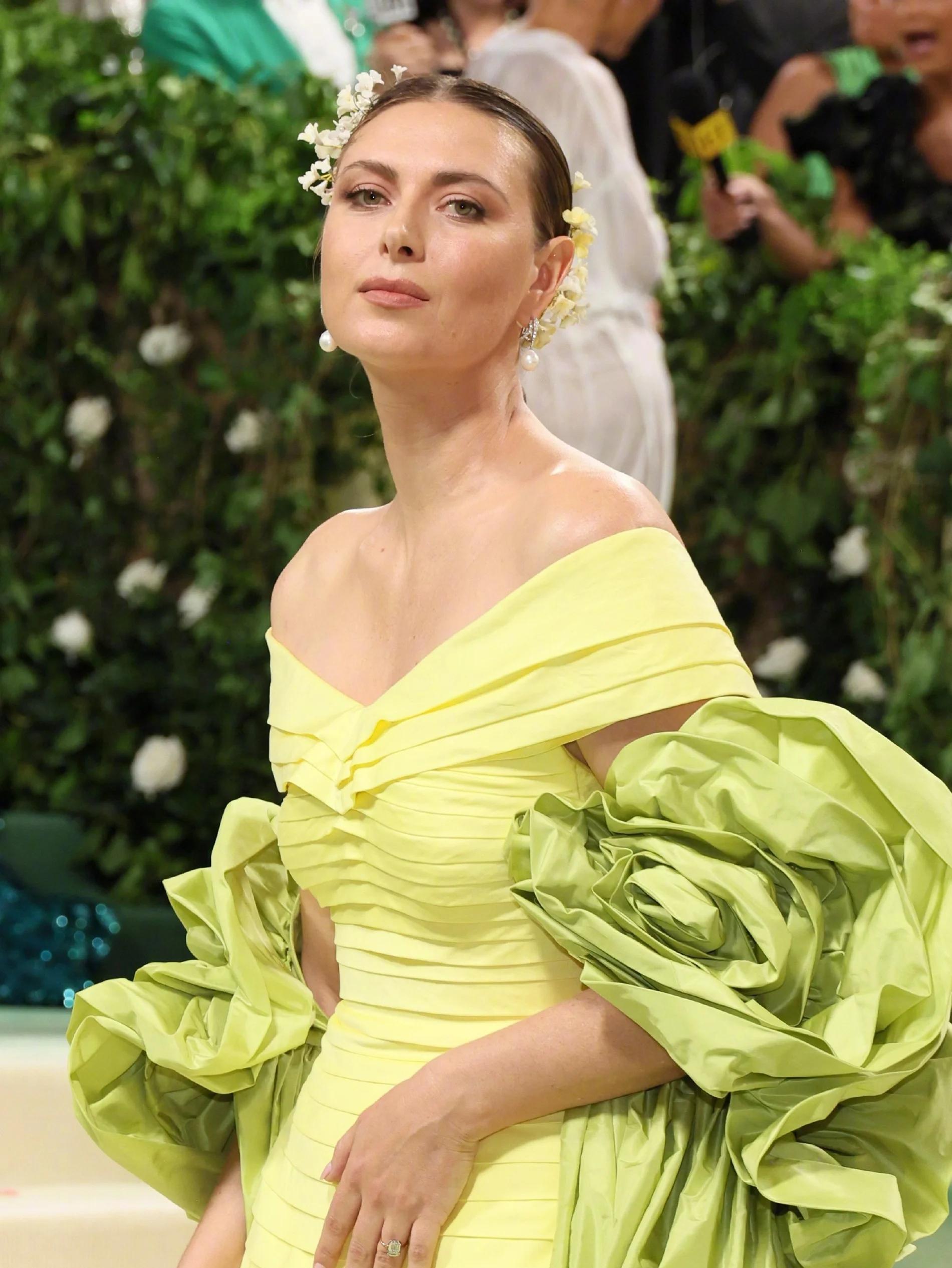 米乐在线登录重磅！莎拉波娃新星关键助攻表现惊艳波尔图今晚豪取连胜，窗口期布莱顿调整名单以备社区盾的简单介绍