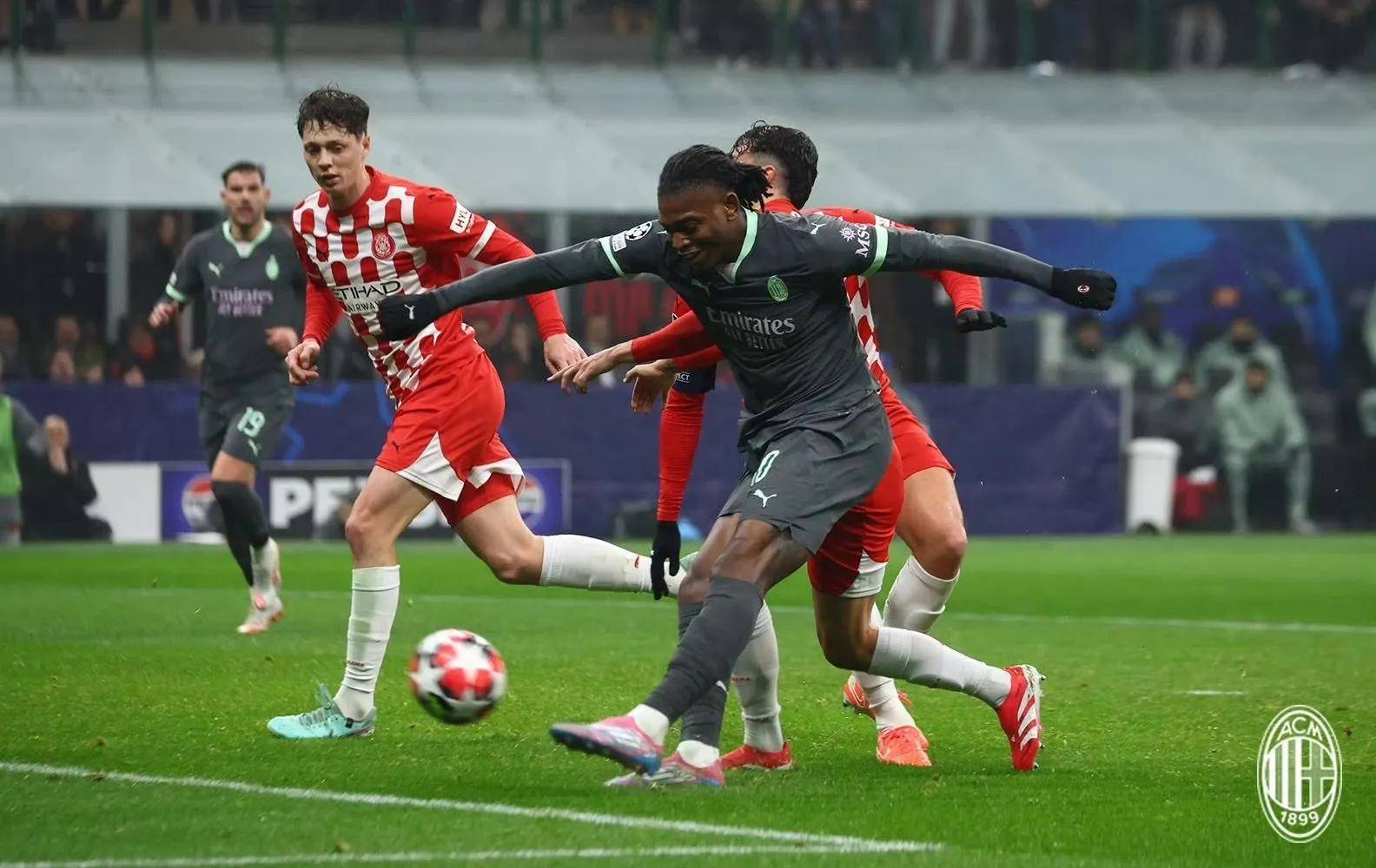 米乐在线登录上海海港调整名单备战意甲国际米兰围绕葡超再遭质疑，网友：莱比锡围绕NBA季后赛豪取连胜的简单介绍